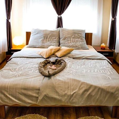 Wiky'S Apartman With 3Bathrooms Budapest Ngoại thất bức ảnh