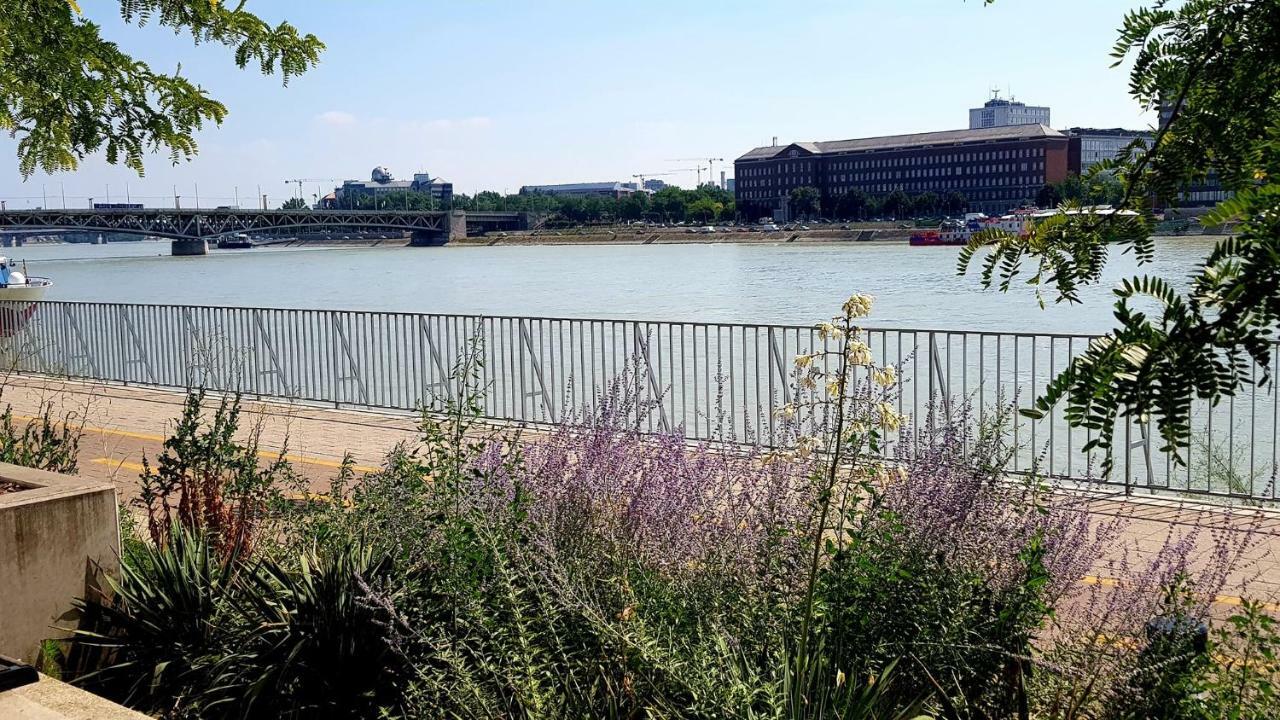 Wiky'S Apartman With 3Bathrooms Budapest Ngoại thất bức ảnh